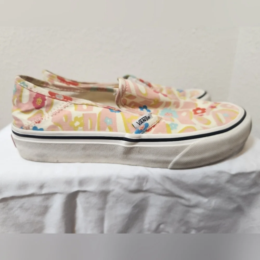 Vans Slip On‎ Vr3 SF Groovy Floral Sneaker Shoe Women's Skater Feminine Size 6